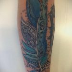 Фото тату про любовь рисунок Перо 03.02.2020 №104 -tattoo feather- tatufoto.com