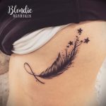 Фото тату про любовь рисунок Перо 03.02.2020 №136 -tattoo feather- tatufoto.com