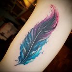 Фото тату про любовь рисунок Перо 03.02.2020 №166 -tattoo feather- tatufoto.com