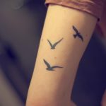 Фото тату про любовь рисунок Птица 03.02.2020 №008 -bird tattoo- tatufoto.com