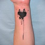 Фото тату про любовь рисунок Сердце 03.02.2020 №100 -heart tattoo- tatufoto.com