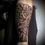 Фото тату про любовь рисунок ангела 03.02.2020 №099 -angel tattoo- tatufoto.com