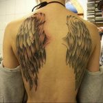 Фото тату с ангелом на спине 12.03.2020 №016 -angel tattoo on the back- tatufoto.com