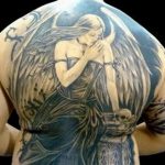Фото тату с ангелом на спине 12.03.2020 №022 -angel tattoo on the back- tatufoto.com