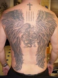 Фото тату с ангелом на спине 12.03.2020 №030 -angel tattoo on the back- tatufoto.com