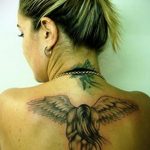 Фото тату с ангелом на спине 12.03.2020 №034 -angel tattoo on the back- tatufoto.com