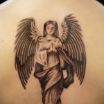 Фото тату с ангелом на спине 12.03.2020 №037 -angel tattoo on the back- tatufoto.com
