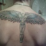 Фото тату с ангелом на спине 12.03.2020 №039 -angel tattoo on the back- tatufoto.com