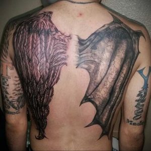 Фото тату с ангелом на спине 12.03.2020 №048 -angel tattoo on the back- tatufoto.com