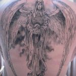 Фото тату с ангелом на спине 12.03.2020 №053 -angel tattoo on the back- tatufoto.com