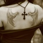 Фото тату с ангелом на спине 12.03.2020 №079 -angel tattoo on the back- tatufoto.com