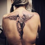 Фото тату с ангелом на спине 12.03.2020 №093 -angel tattoo on the back- tatufoto.com