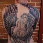 Фото тату с ангелом на спине 12.03.2020 №107 -angel tattoo on the back- tatufoto.com