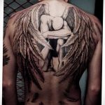 Фото тату с ангелом на спине 12.03.2020 №142 -angel tattoo on the back- tatufoto.com