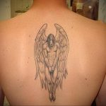 Фото тату с ангелом на спине 12.03.2020 №156 -angel tattoo on the back- tatufoto.com