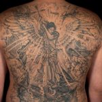 Фото тату с ангелом на спине 12.03.2020 №164 -angel tattoo on the back- tatufoto.com