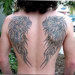 Фото тату с ангелом на спине 12.03.2020 №173 -angel tattoo on the back- tatufoto.com