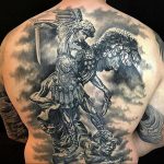 Фото тату с ангелом на спине 12.03.2020 №177 -angel tattoo on the back- tatufoto.com