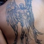 Фото тату с ангелом на спине 12.03.2020 №208 -angel tattoo on the back- tatufoto.com