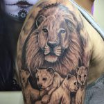 Фото тату с животным на плече 12.03.2020 №055 -animal tattoos- tatufoto.com