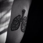 Фото татуировки с легкими человека 23.03.2020 №014 -lung tattoos- tatufoto.com