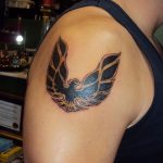 Фото татуировки с логотипом 15.03.2020 №003 -tattoo logo- tatufoto.com