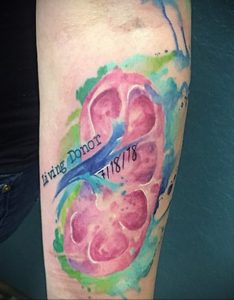 Фото татуировки с почкой человека 26.03.2020 №028 -kidney tattoo- tatufoto.com