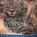 Фото черно-белой тату с животным 12.03.2020 №025 -animal tattoos- tatufoto.com