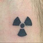 Фото Тату со знаком радиации 26.04.2020 №015 -Radiation Tattoo- tatufoto.com