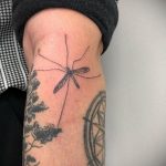 Фото тату комар 25.04.2020 №005 -mosquito tattoo- tatufoto.com