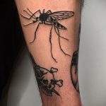 Фото тату комар 25.04.2020 №025 -mosquito tattoo- tatufoto.com
