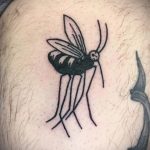 Фото тату комар 25.04.2020 №030 -mosquito tattoo- tatufoto.com