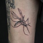 Фото тату комар 25.04.2020 №036 -mosquito tattoo- tatufoto.com
