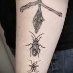 Фото тату комар 25.04.2020 №041 -mosquito tattoo- tatufoto.com