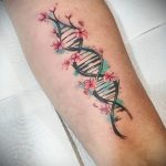 Фото тату с цепочкой ДНК 25.04.2020 №002 -DNA Chain Tattoo- tatufoto.com