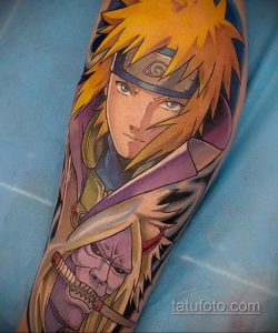 Фото татуировки на предплечье с изображением Четвертого Хокаге из аниме Naruto. Яркие цвета, детализированная проработка и эмоциональное выражение лица.
