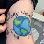 Фото татуировки з планетой Земля 22.04.2020 №038 -planet earth tattoo- tatufoto.com