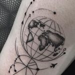 Фото татуировки з планетой Земля 22.04.2020 №070 -planet earth tattoo- tatufoto.com
