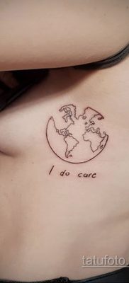 Фото татуировки з планетой Земля 22.04.2020 №084 -planet earth tattoo- tatufoto.com