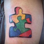 Фото татуировки пазл ко дню аутистов 02.04.2020 №028 -autism puzzle tattoo- tatufoto.com
