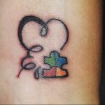 Фото татуировки пазл ко дню аутистов 02.04.2020 №043 -autism puzzle tattoo- tatufoto.com