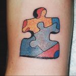 Фото татуировки пазл ко дню аутистов 02.04.2020 №044 -autism puzzle tattoo- tatufoto.com