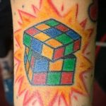 Фото Татуировки с Кубиком Рубика 16.05.2020 №027 -Rubik Cube Tattoo- tatufoto.com