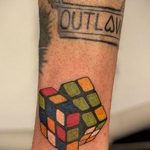 Фото Татуировки с Кубиком Рубика 16.05.2020 №028 -Rubik Cube Tattoo- tatufoto.com