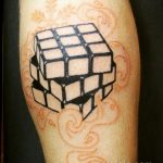 Фото Татуировки с Кубиком Рубика 16.05.2020 №072 -Rubik Cube Tattoo- tatufoto.com