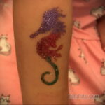 Фото пример глиттер (блеск) татуировки 31.05.2020 №4042 - tattoo- tatufoto.com