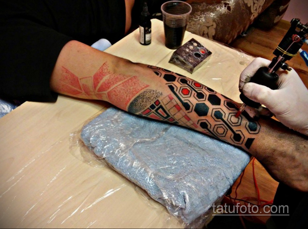 Фото пример нанесение рисунка татуировки 31.05.2020 №3004 - tattoo- tatufoto.com