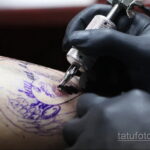 Фото пример нанесение рисунка татуировки 31.05.2020 №3012 - tattoo- tatufoto.com