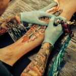 Фото пример нанесение татуировки 31.05.2020 №2013 - tattoo- tatufoto.com