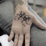Фото пример оригинального рисунка татуировки 31.05.2020 №4023 - tattoo- tatufoto.com